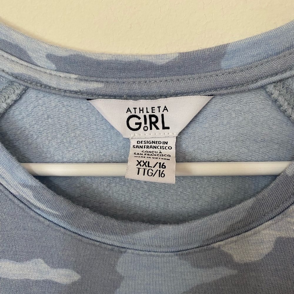 Athleta Girl Heather Blue Camo Printed Warm Up Sweatshirt Size XXL - Picture 6 of 7